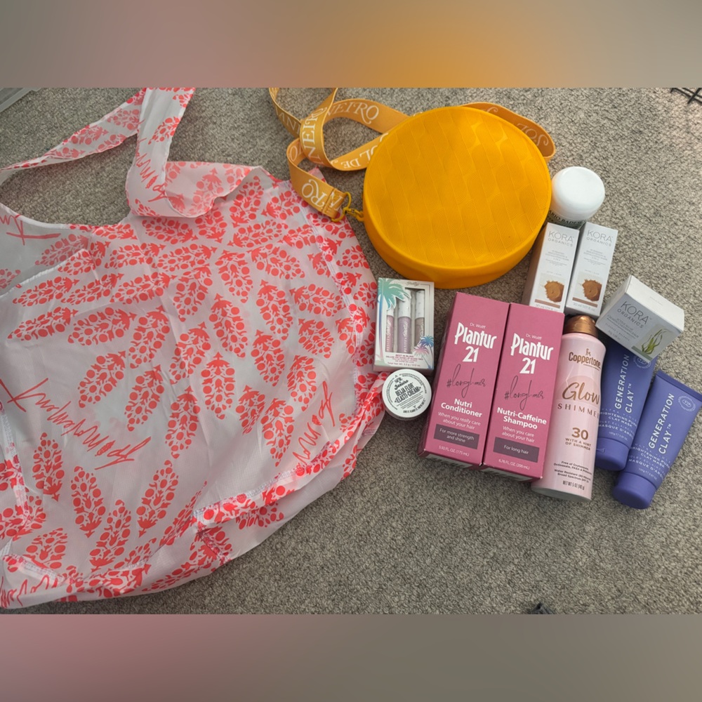 FP Movement by Free People BAG + Sol de Janeiro BAG + cream + kora organics +